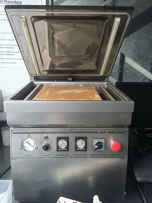 Used vacuum sealer dz 400 twin seal